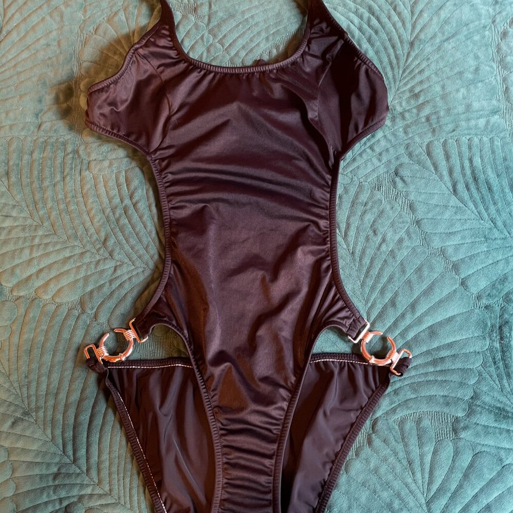 VENUS Vintage Monokini Sexy Side Cutout Swimsuit